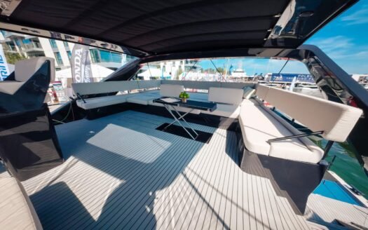 Wave 60 – Luxury 60ft Sailing Catamaran