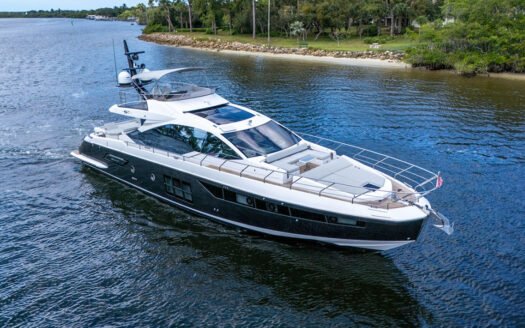 Own the Azimut S7 Fly 2020 – The Ultimate Miami Luxury Yacht