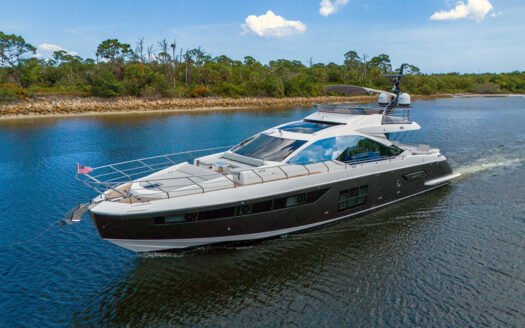 Own the Azimut S7 Fly 2020 – The Ultimate Miami Luxury Yacht