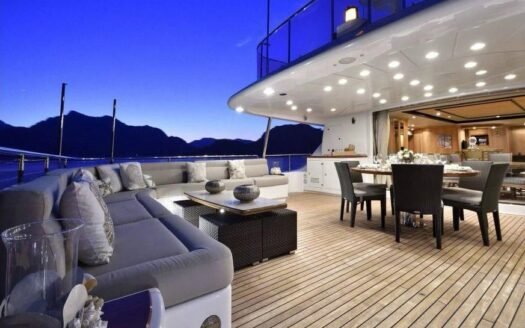 Benetti 116